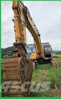 Hyundai Robex 300 LC Crawler excavators