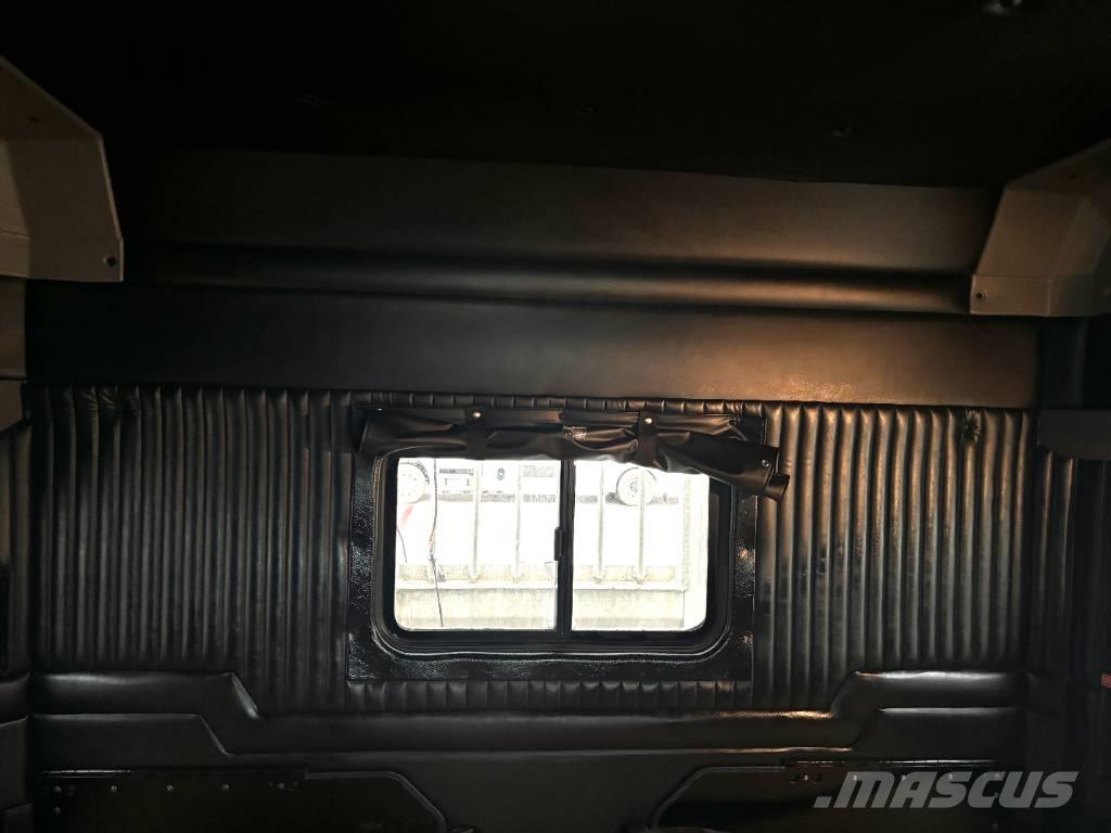 Kenworth T 800 Truck Tractor Units