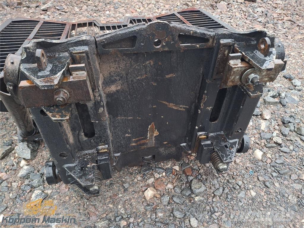 Komatsu 845 Other components