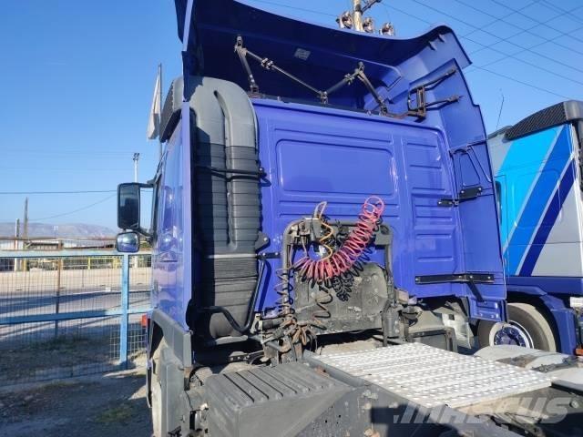Volvo FM 9 340 Truck Tractor Units