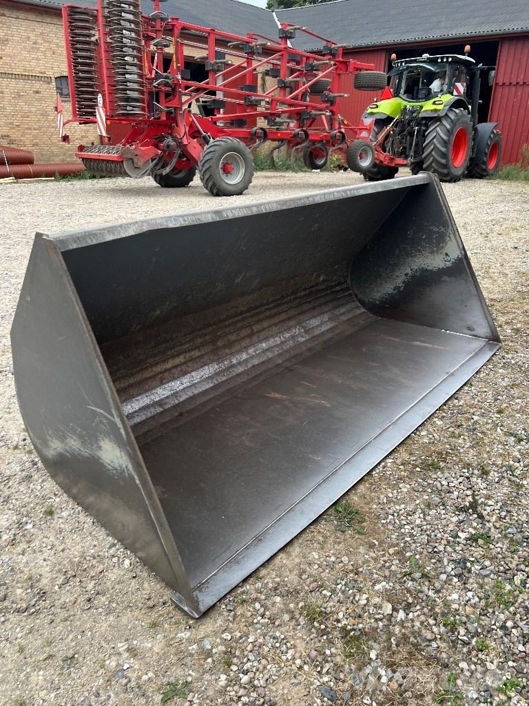 MO Kornskovl FEL`s  spares & accessories