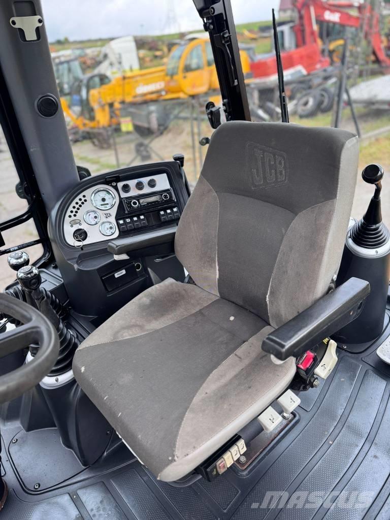 JCB 3 CX Super TLB's