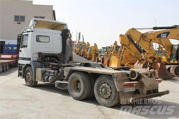 Mercedes-Benz 2531 Containerframe/Skiploader trucks