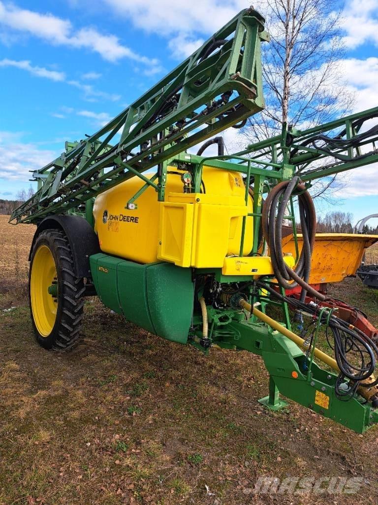 John Deere 740 i Trailed sprayers