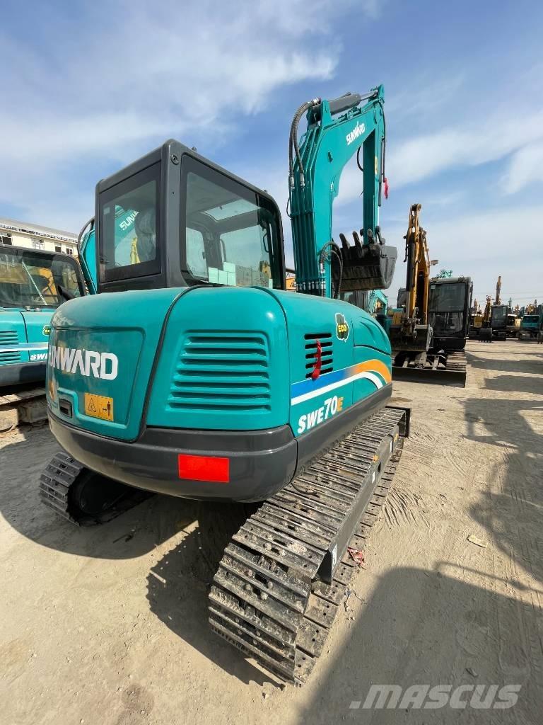 Sunward SWE 70 Midi excavators  7t - 12t