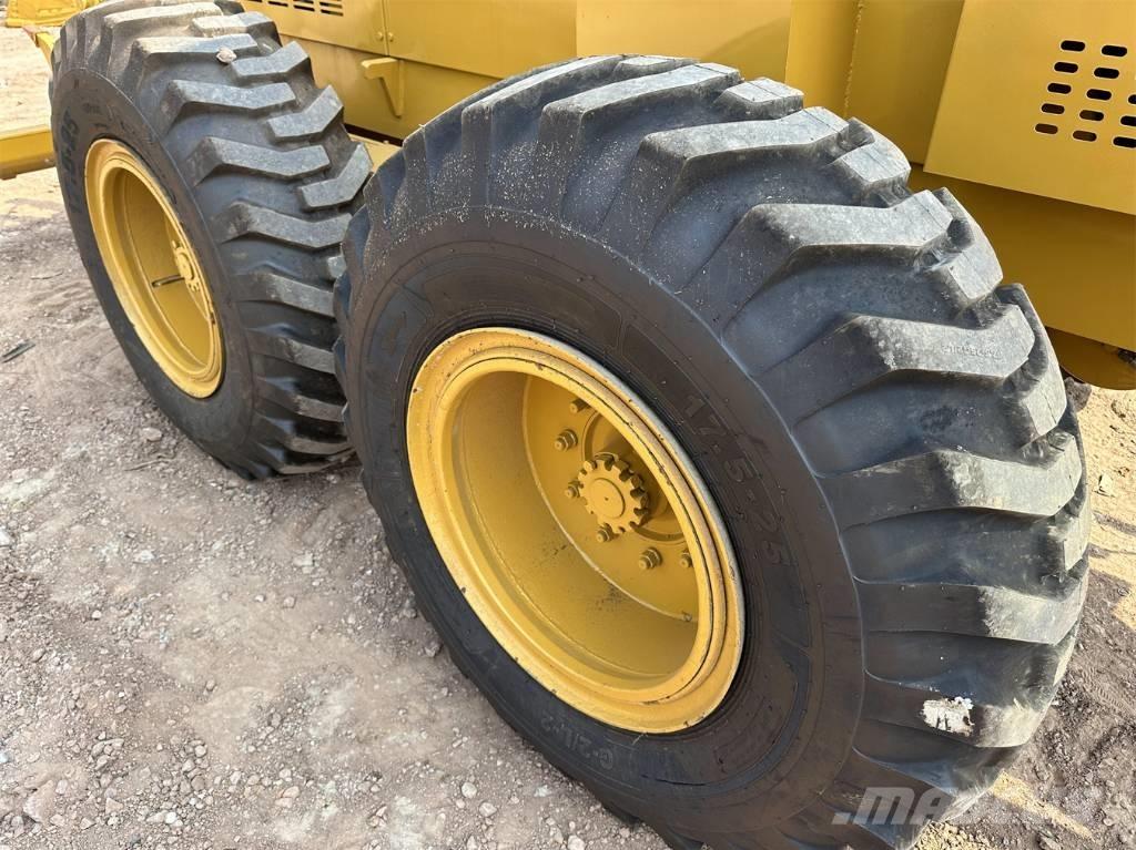 CAT 140 G Graders