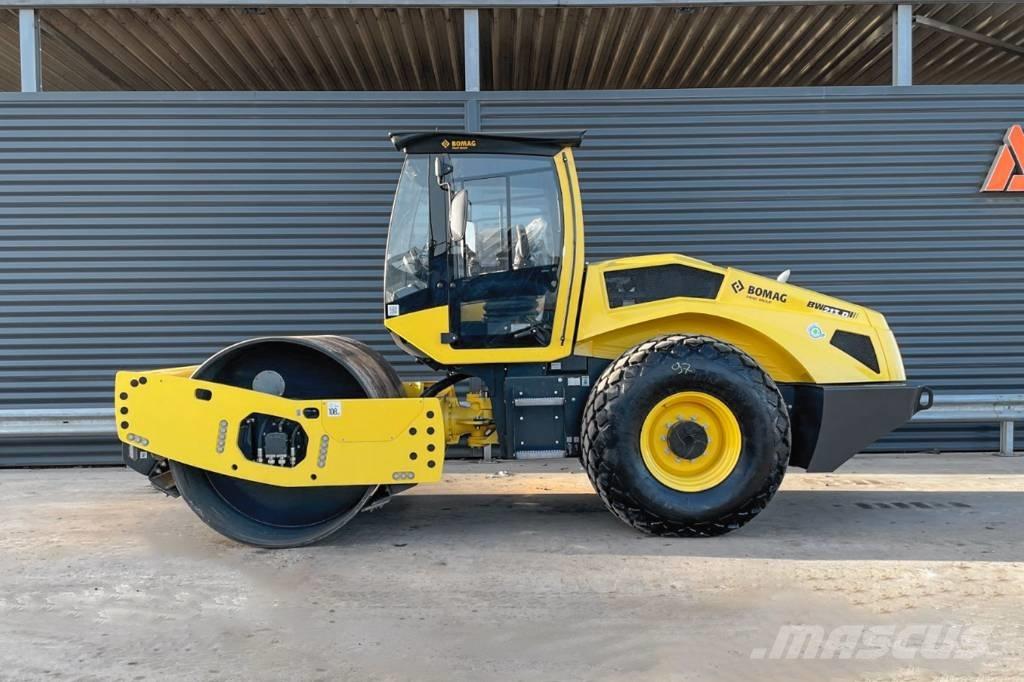 Bomag BW 213 D-5 Single drum rollers