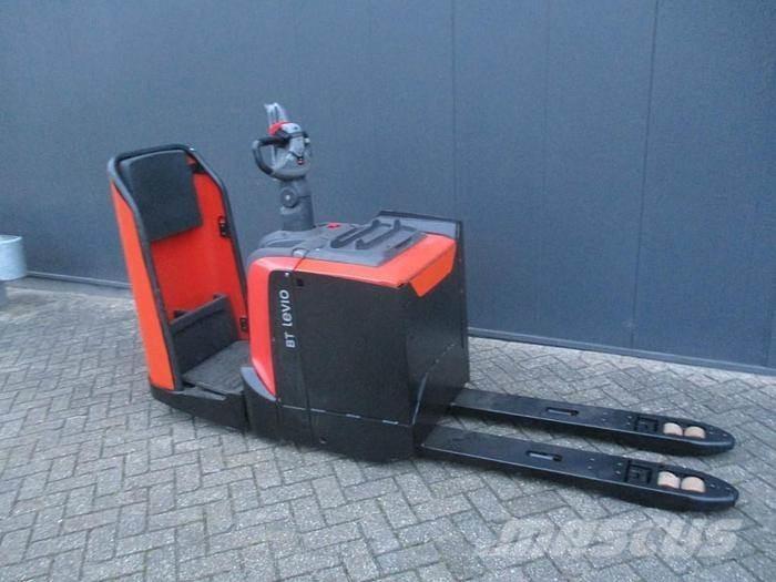 Toyota LPE 250 Low lifter with platform