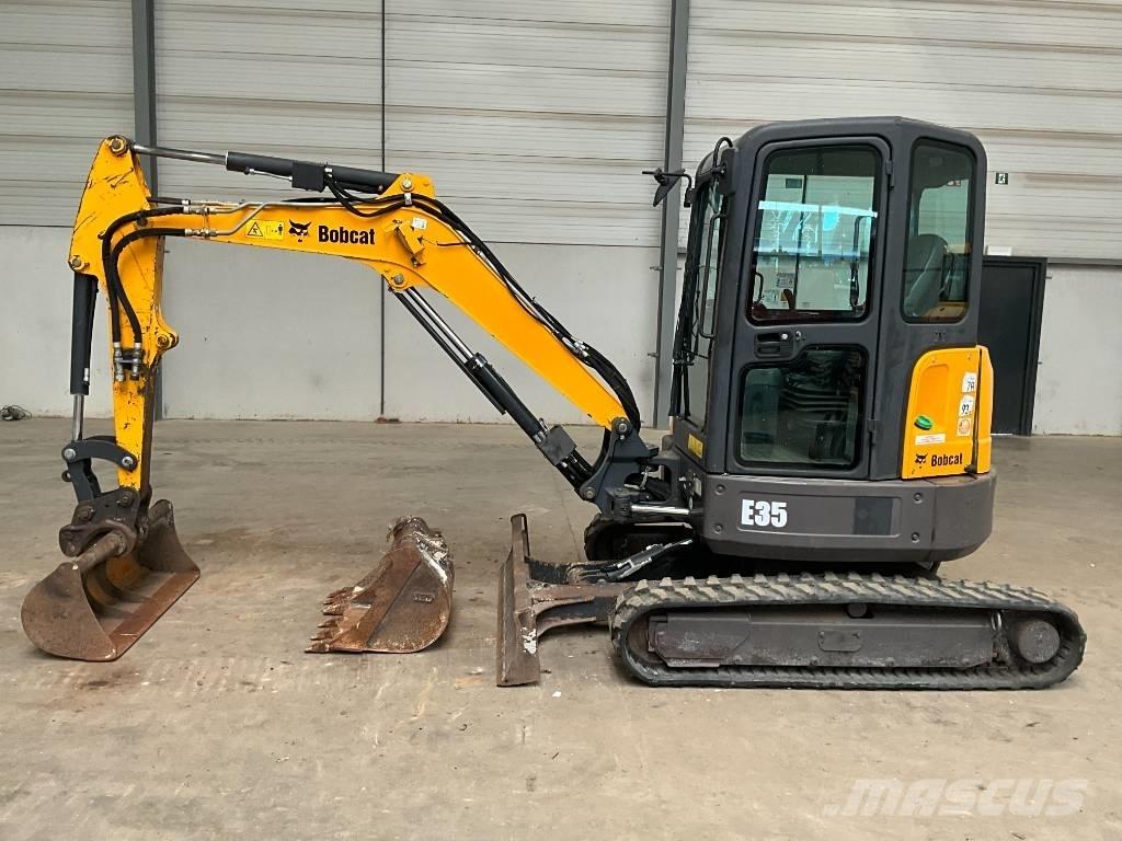 Bobcat E 35 Mini excavators < 7t