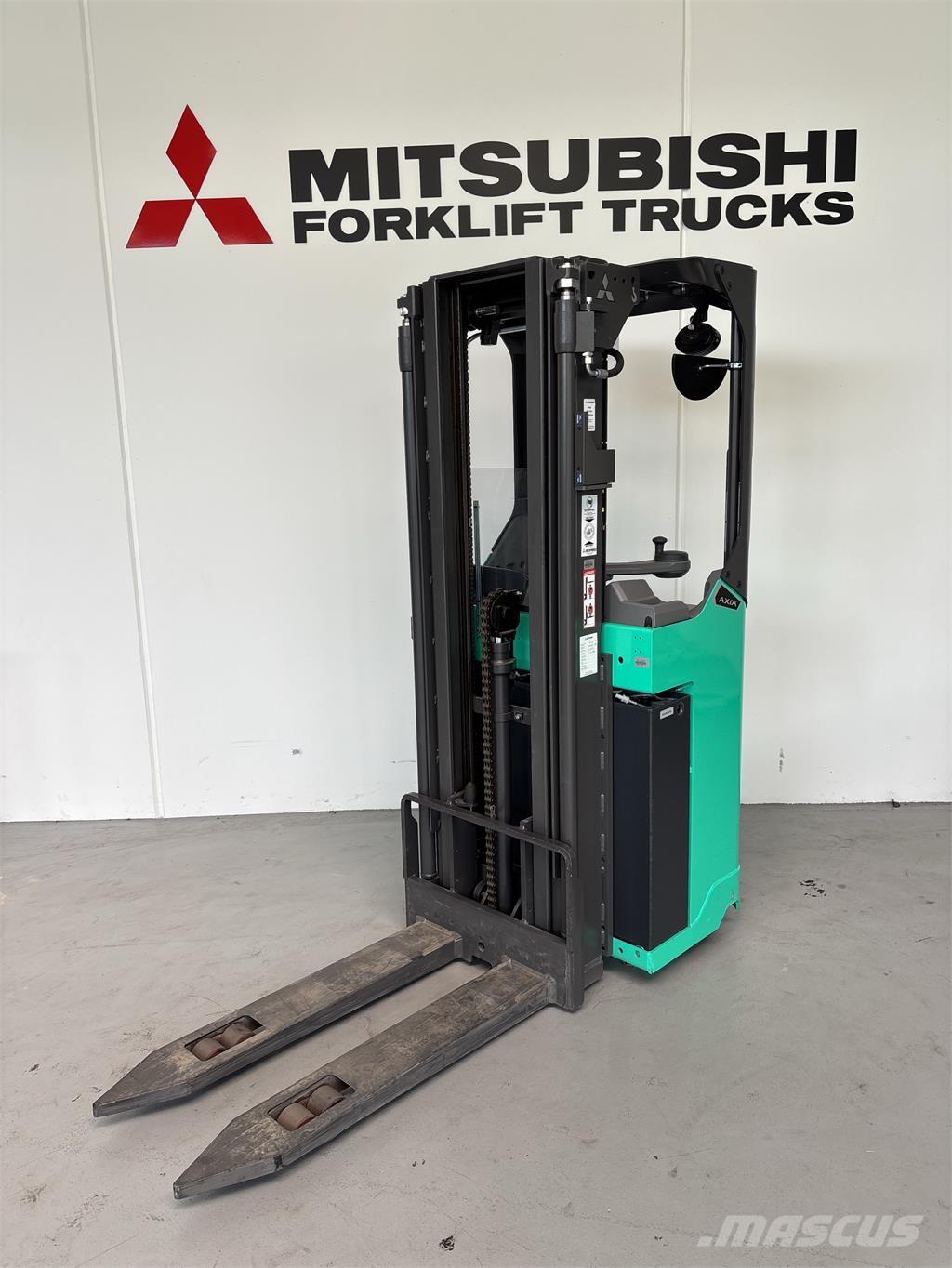 Mitsubishi SBR16N2 Self propelled stackers