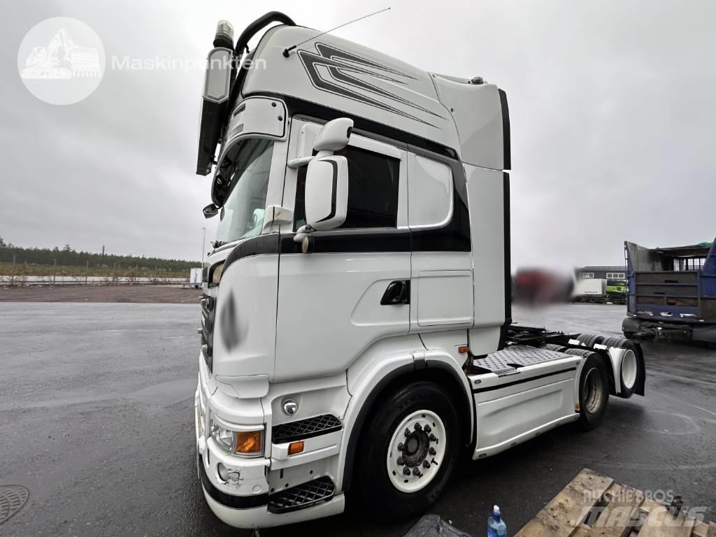 Scania R 560 LA Truck Tractor Units