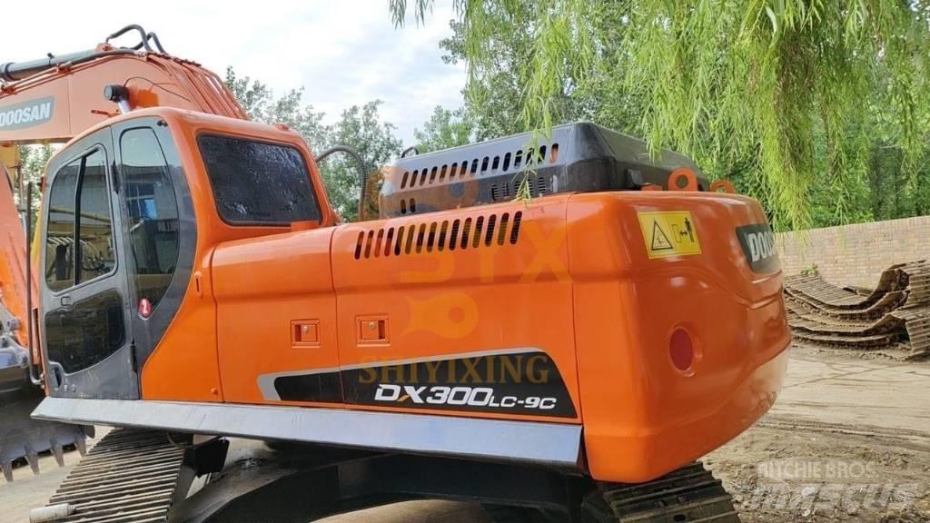 Doosan DX300LC-9C Crawler excavators