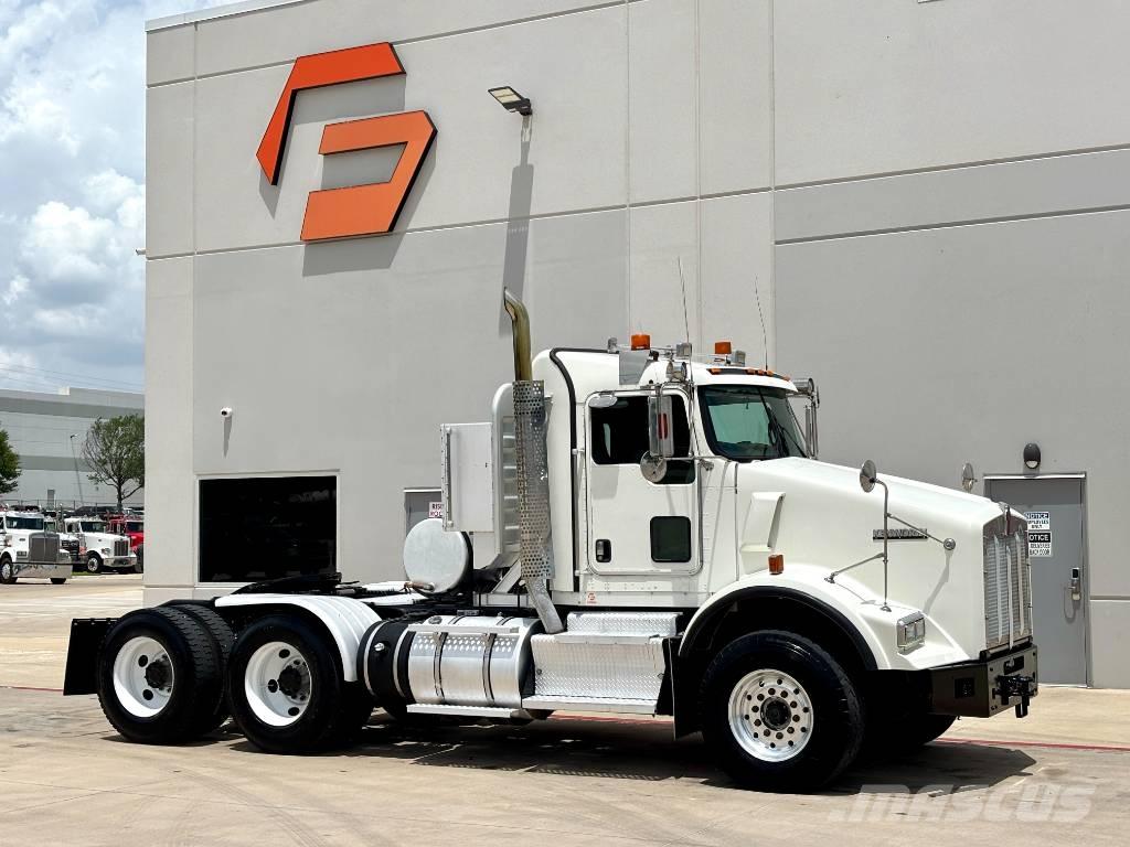 Kenworth T 800 Truck Tractor Units