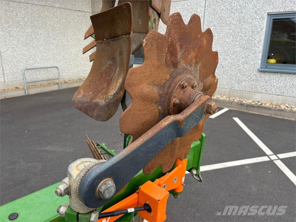 Amazone Teres 300V Ploughs