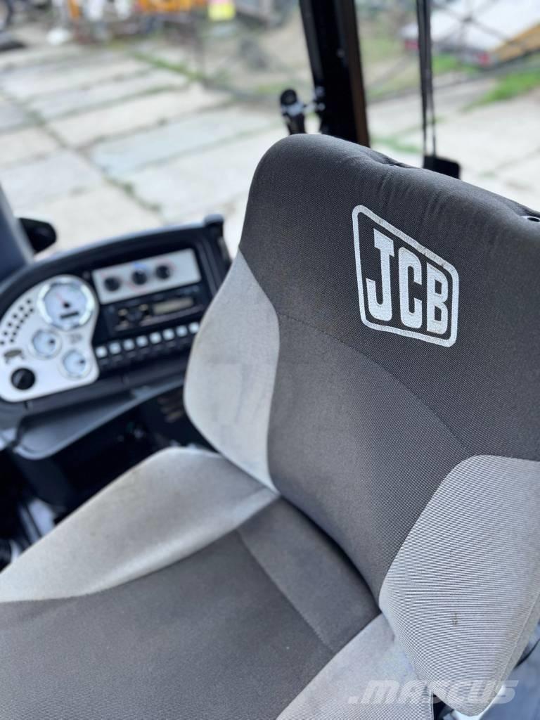 JCB 3 CX Super TLB's