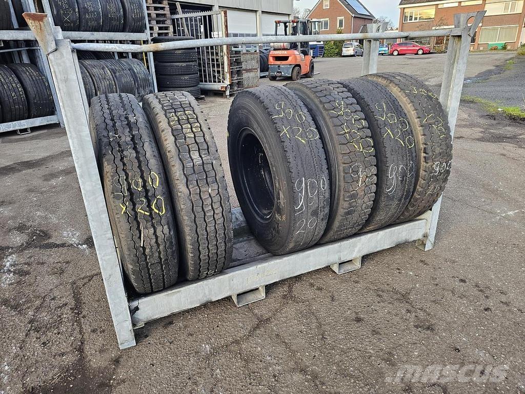  Several 1100 X 20 Skeletal trailers