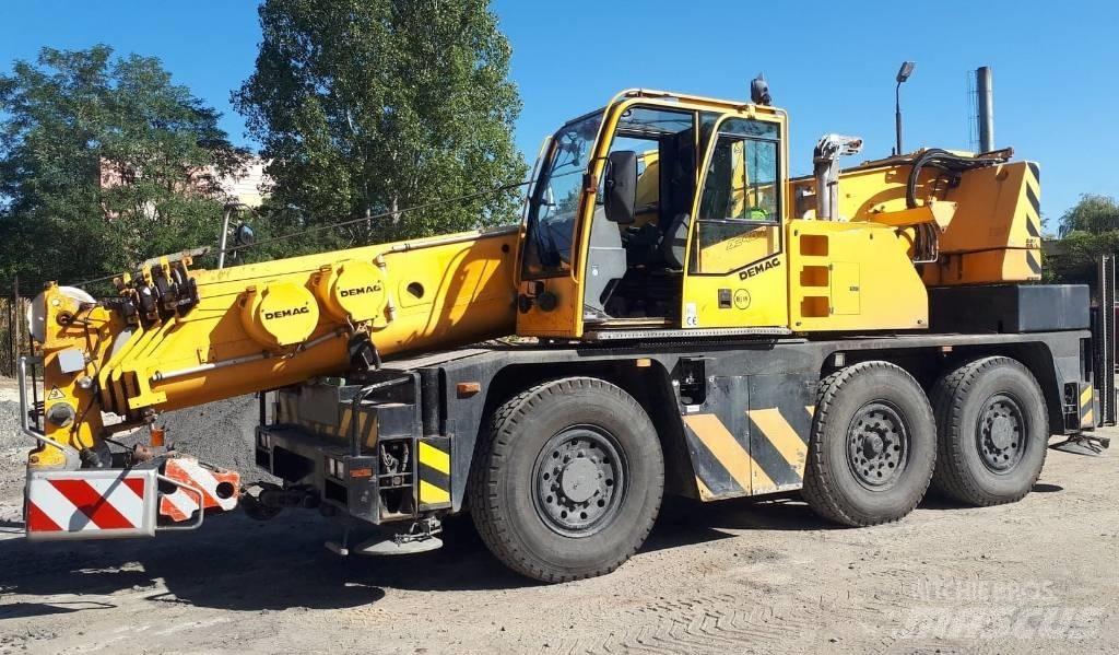 Demag AC 40-1 City All terrain cranes