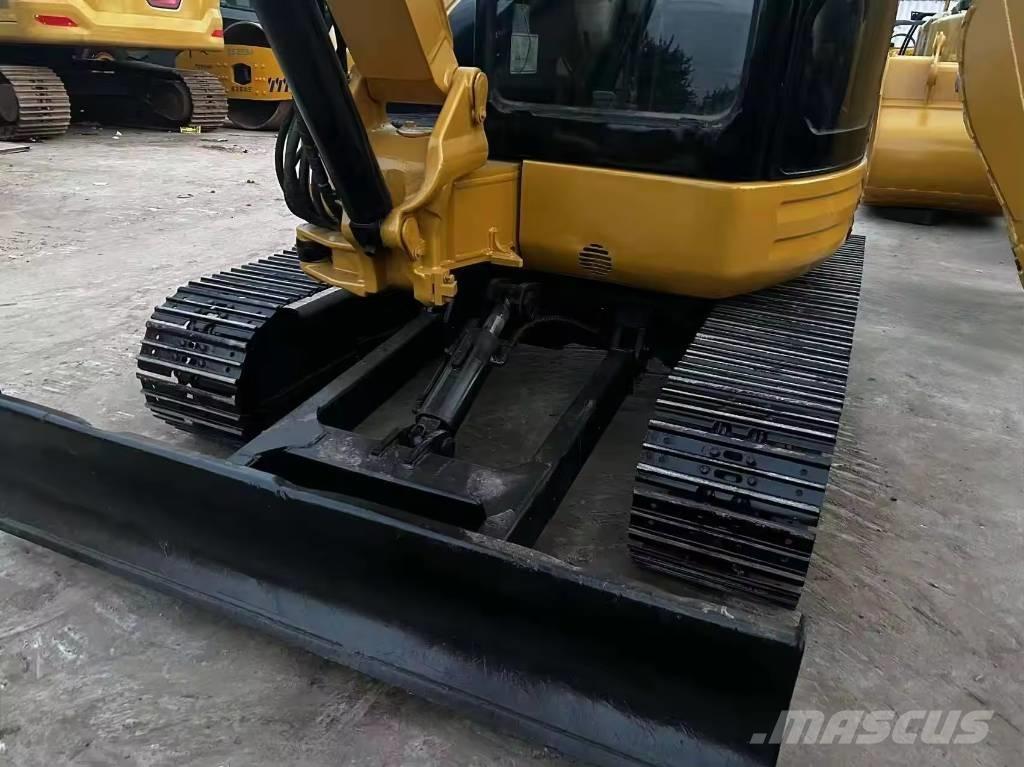 CAT 304 CR Mini excavators < 7t