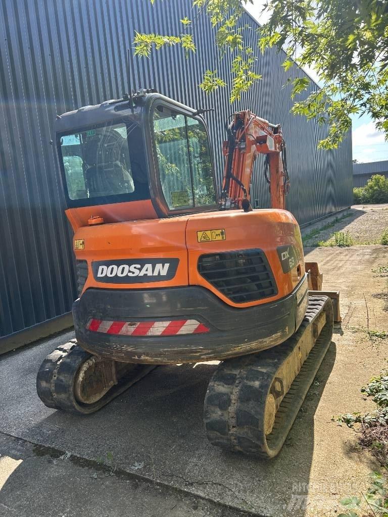 Doosan DX 63-3 Mini excavators < 7t