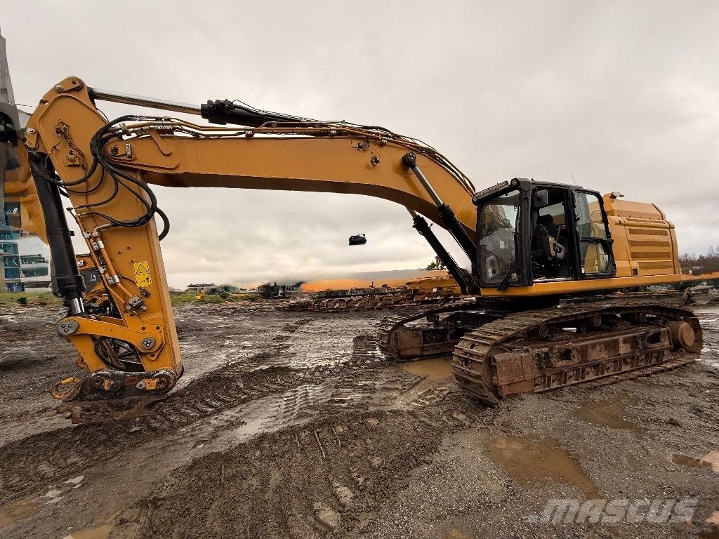 CAT 352 Crawler excavators