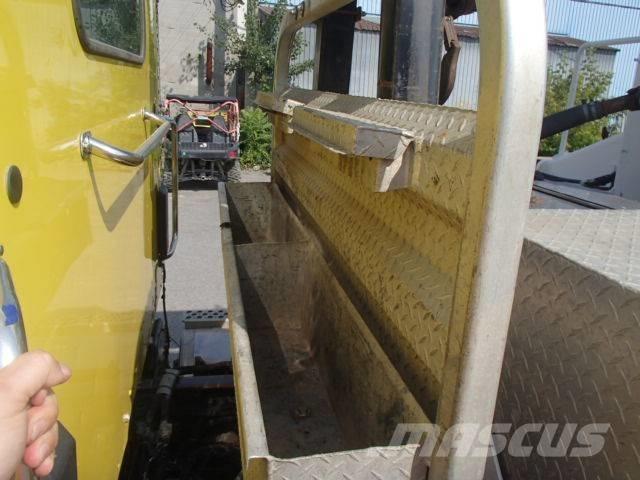 Kenworth T 880 Crane trucks