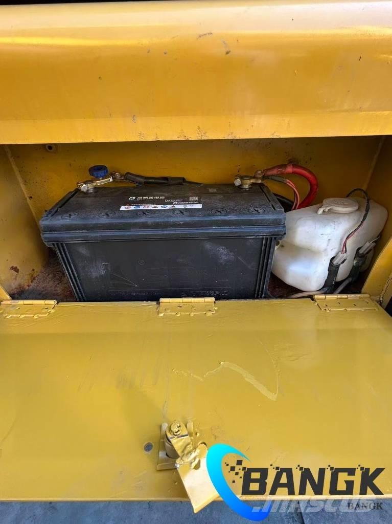 CAT 420 F Wheeled excavators