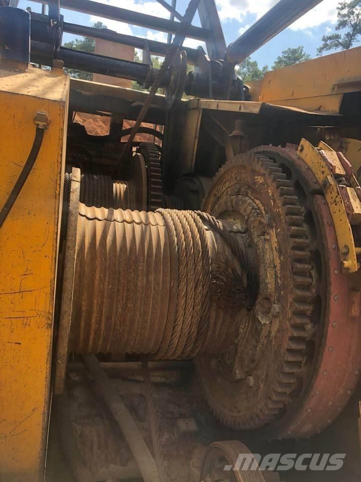 Bucyrus 65 D Tracked cranes