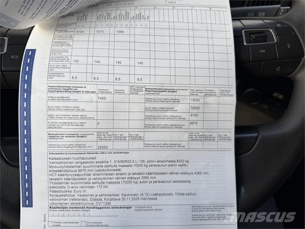 Volvo FMX 500 8X4 Hook lift trucks