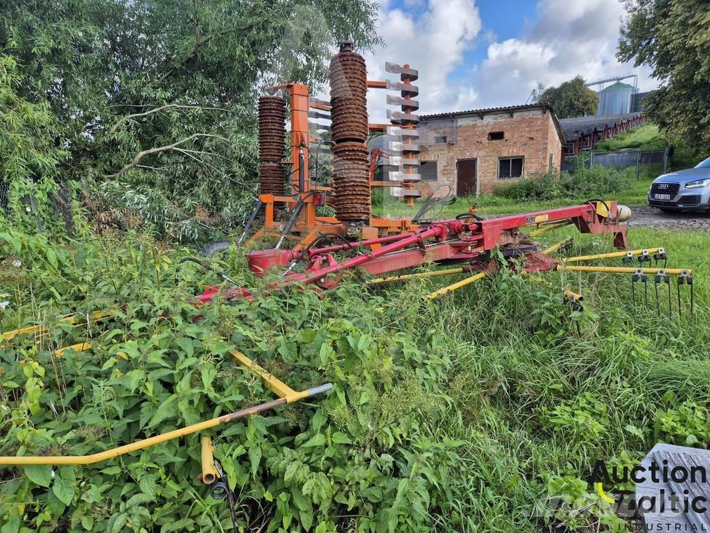  Rake-Turner GVR-6B Windrowers