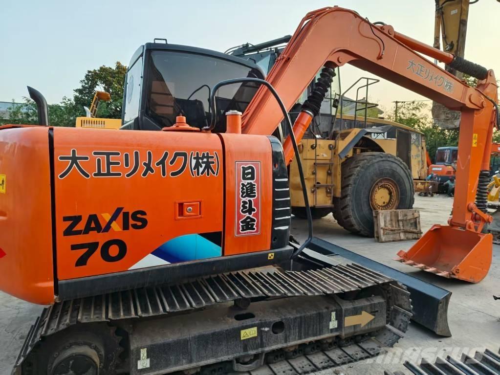 Hitachi ZX 70 Midi excavators  7t - 12t