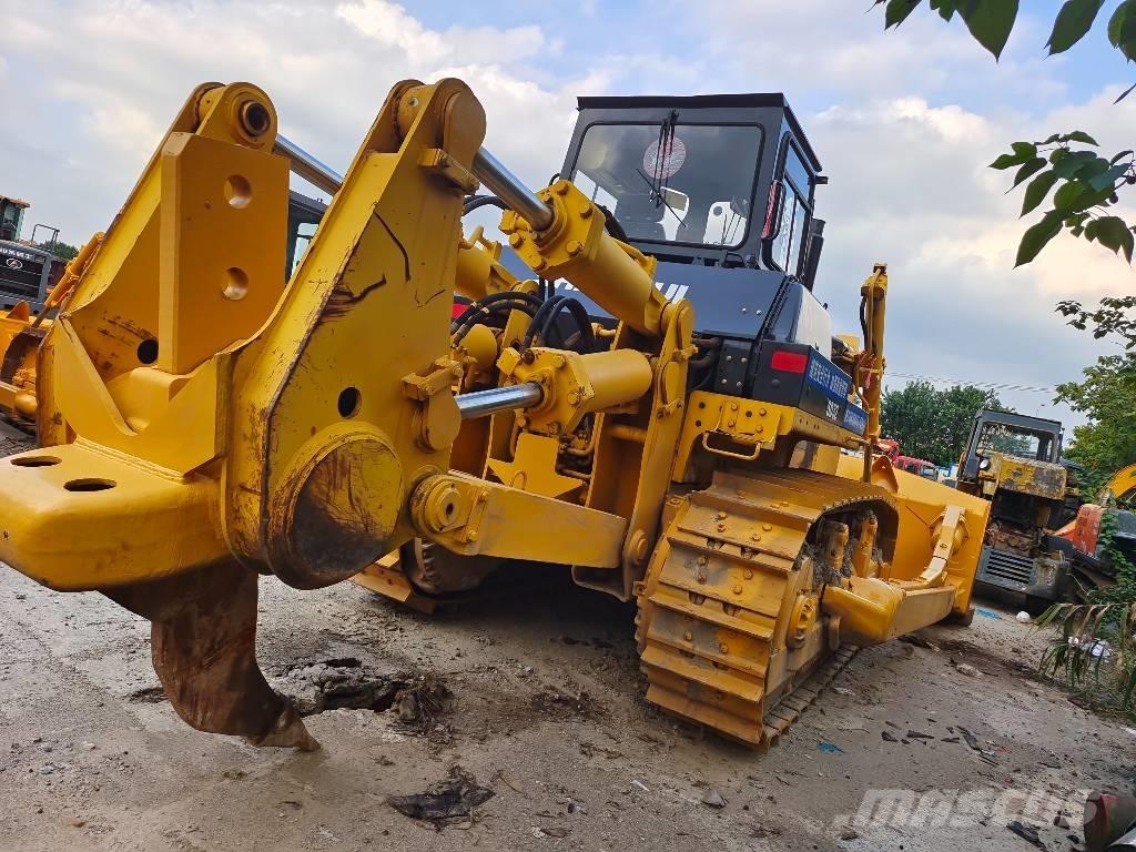 Shantui SD 32 Crawler excavators