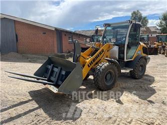 Liebherr L 504 Mini loaders