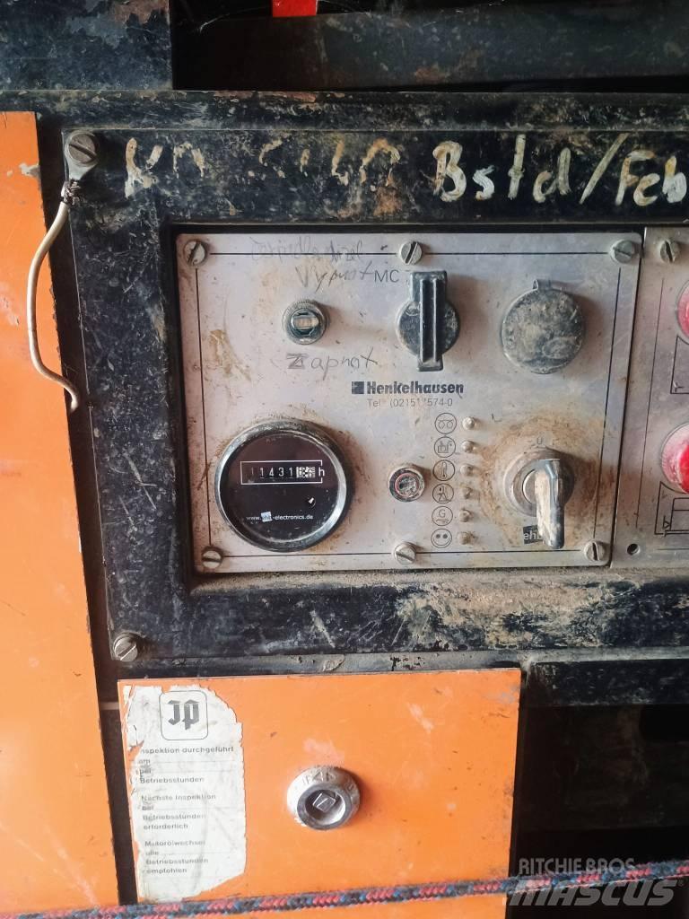MAN 12.185 Van Body Trucks