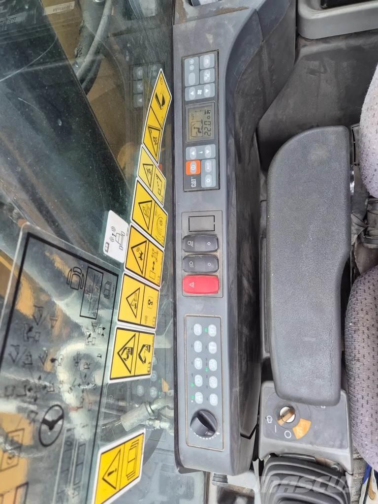 CAT M 318 F Wheeled excavators