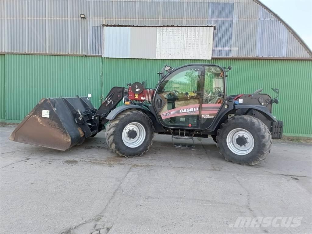 CASE 742 Farmlift Telescopic handlers