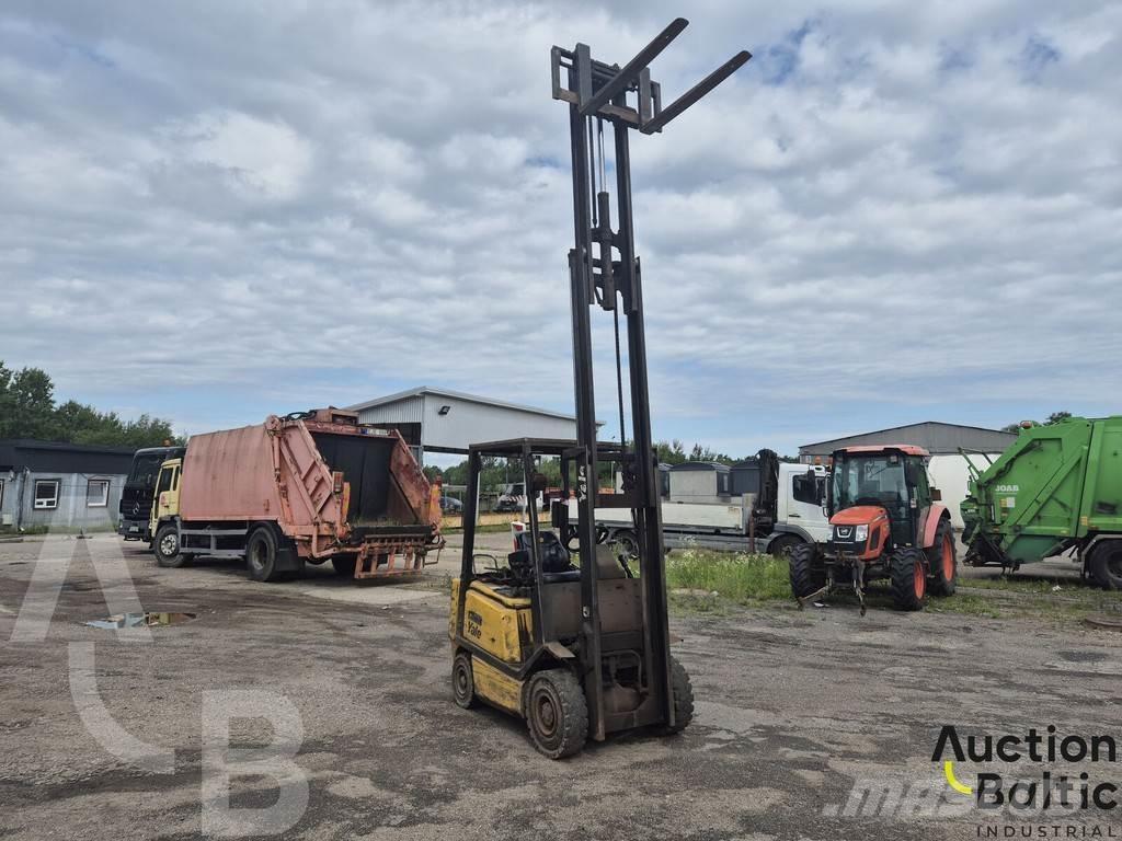 Yale GDP16AF Diesel trucks