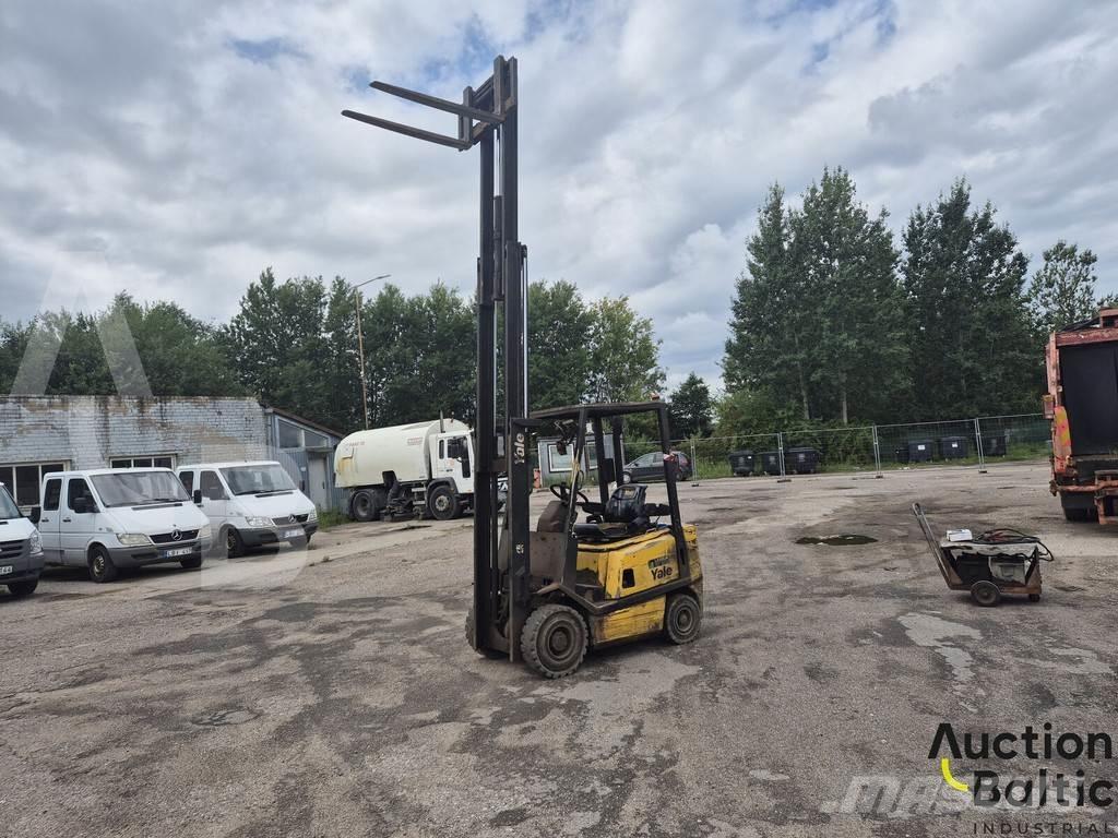 Yale GDP16AF Diesel trucks