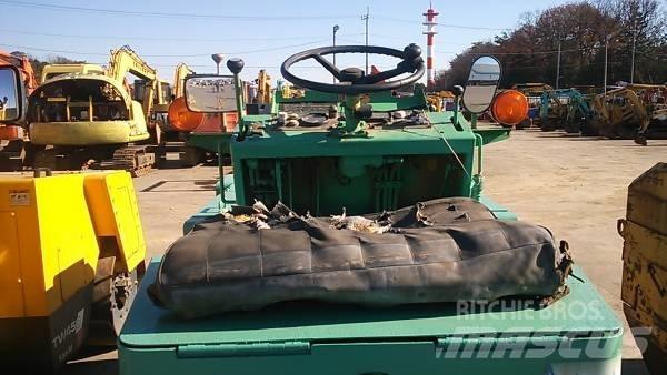 Sakai TG25 Groundscare rollers