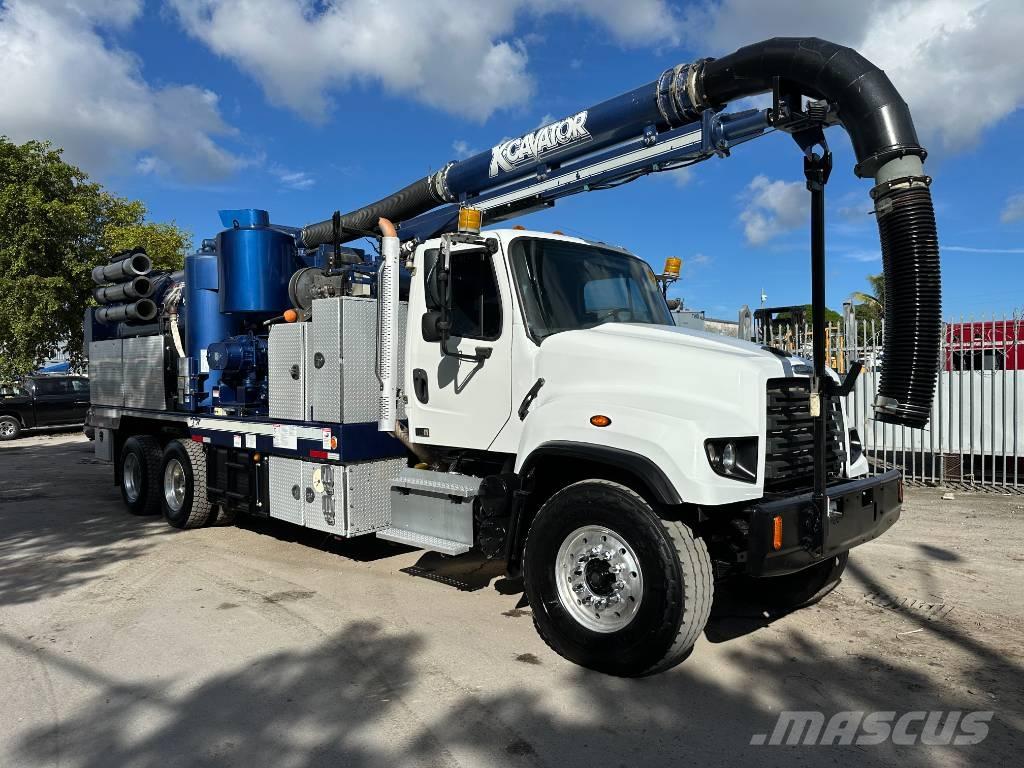 Freightliner 114 SD Sewage disposal Trucks