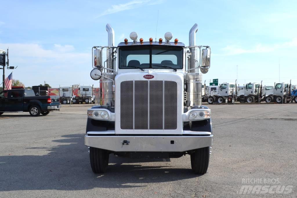 Peterbilt 389 Truck Tractor Units