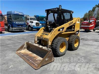 CAT 236 B Skid steer loaders