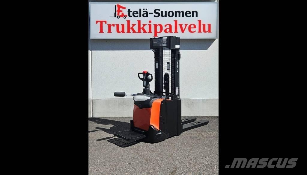 Toyota SPE 160 L Pedestrian stacker