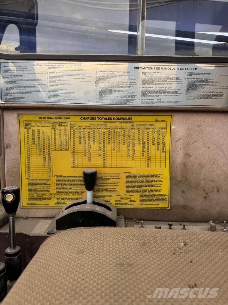 Tadano AR 300E Crane trucks