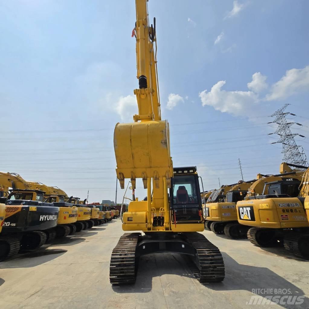 Komatsu PC 200-8 Crawler excavators