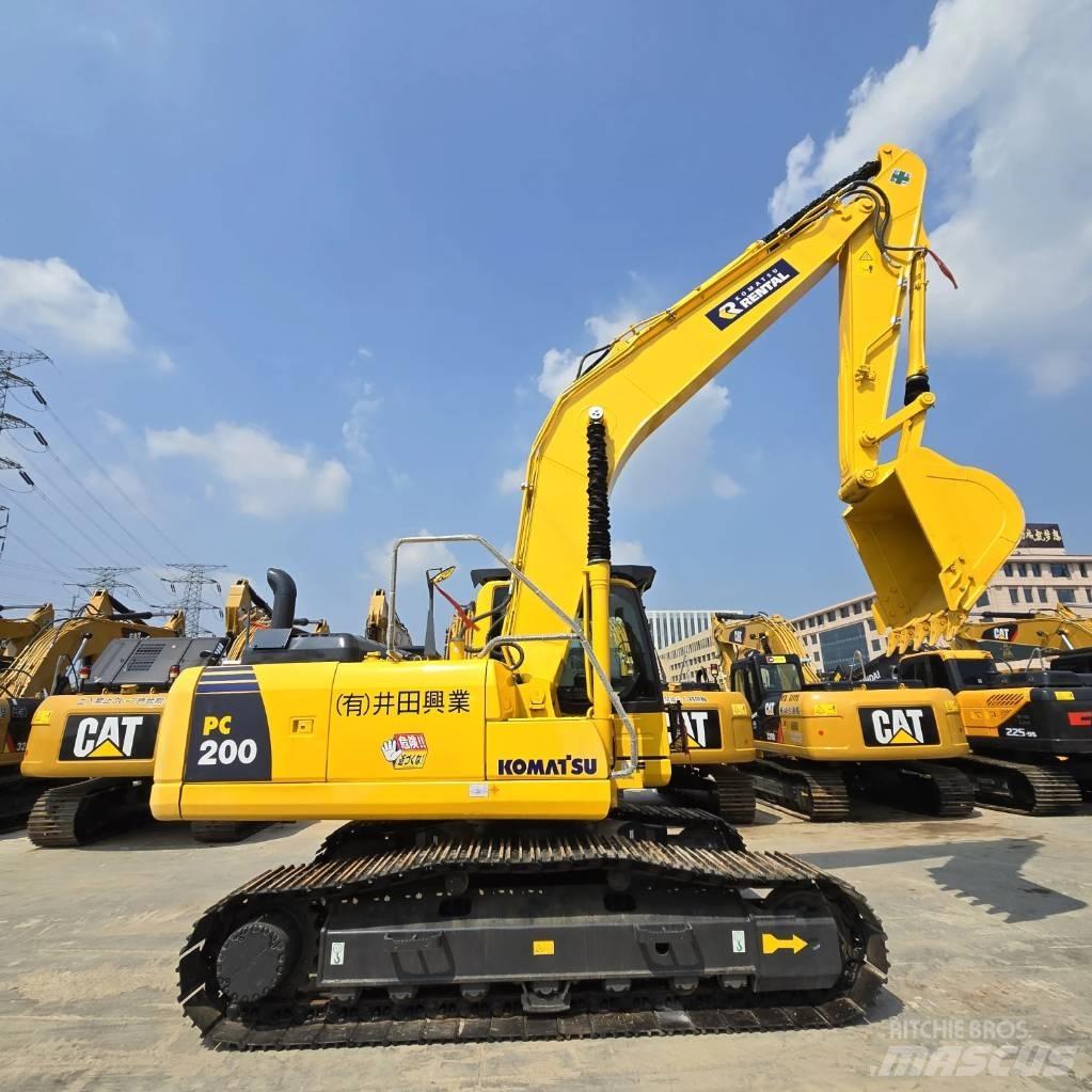 Komatsu PC 200-8 Crawler excavators