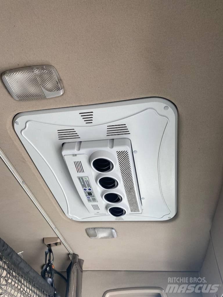 Scania R 490 Truck Tractor Units
