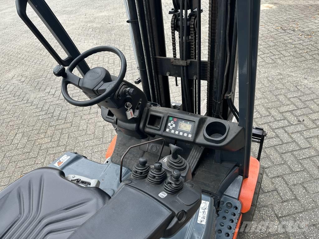 Toyota 8 FBE 20 T Electric forklift trucks