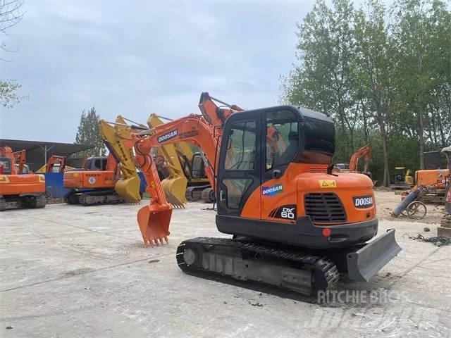 Doosan DX60 Mini excavators < 7t