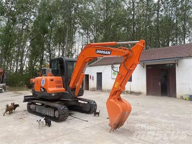 Doosan DX60 Mini excavators < 7t