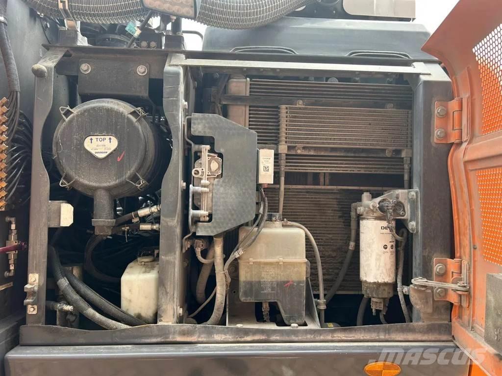 Doosan DX170W-5 Waste / industry handlers